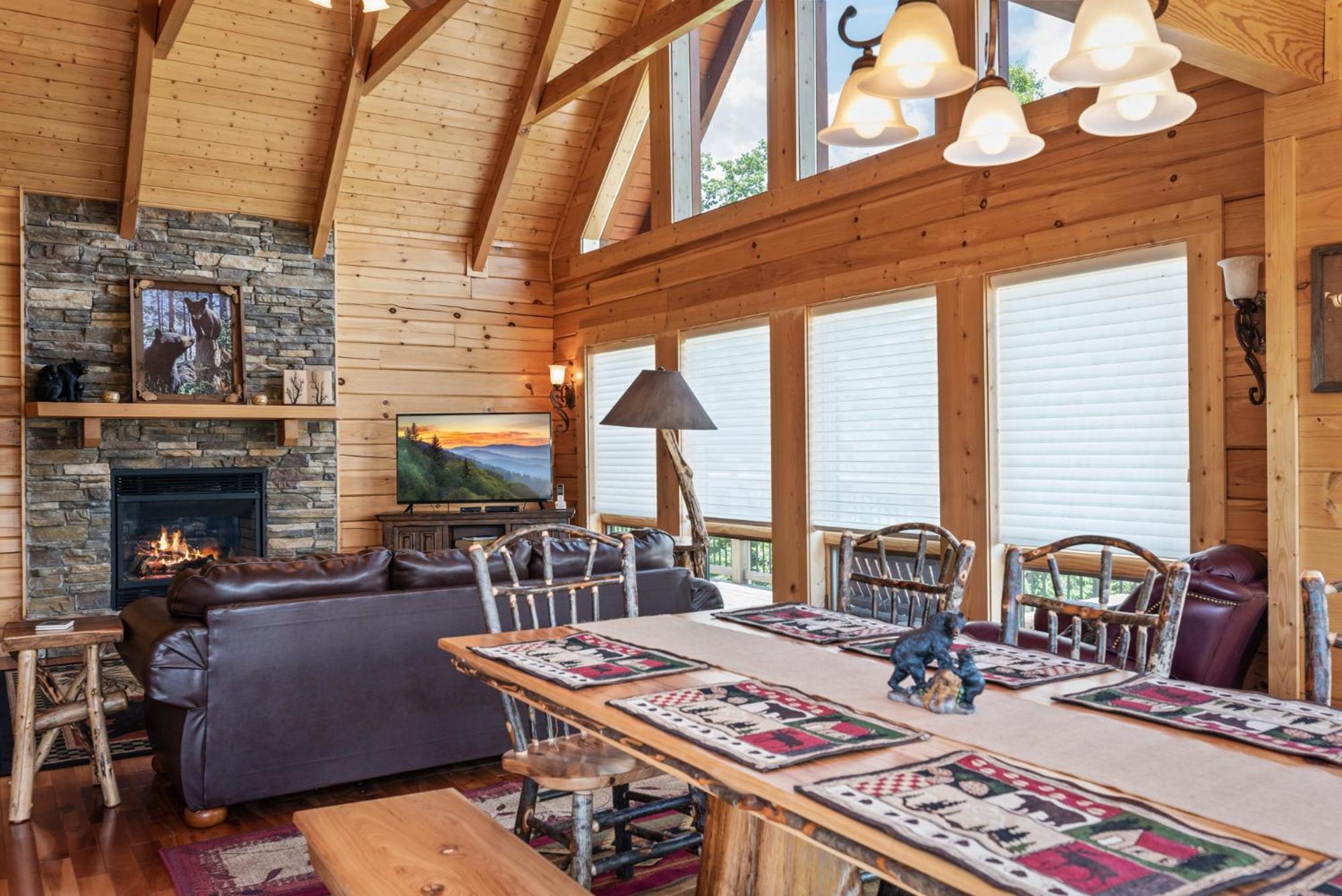 Pinnacle View Lodge By Stony Brook Cabins ガトリンバーグ エクステリア 写真